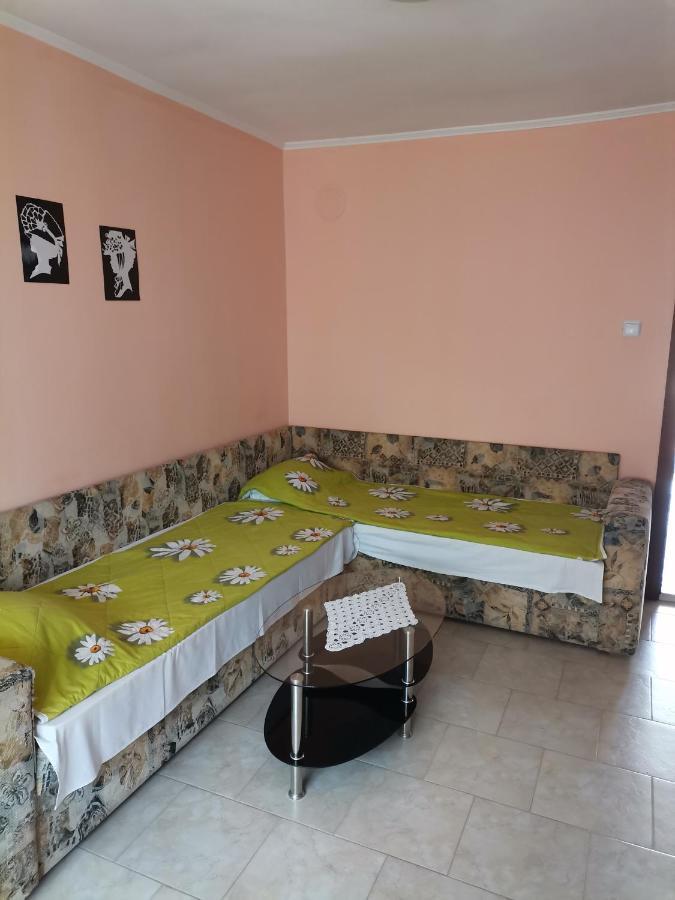 Guest House Konomaevi سوزوبول المظهر الخارجي الصورة