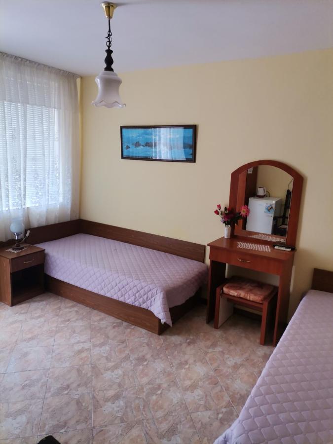Guest House Konomaevi سوزوبول المظهر الخارجي الصورة