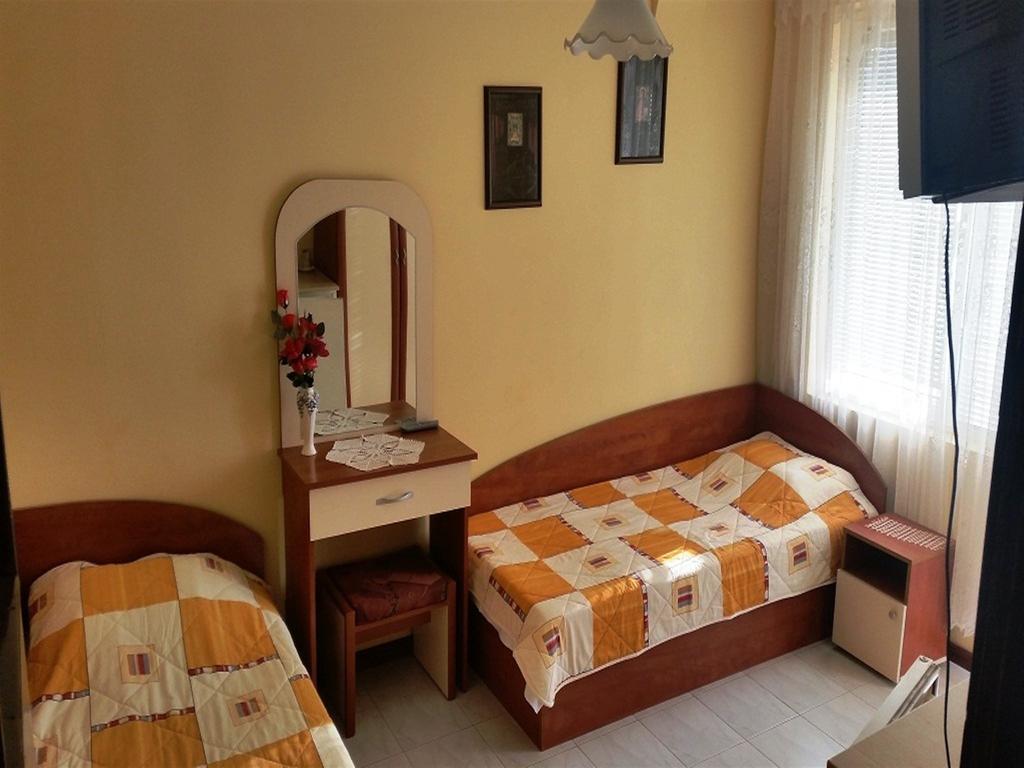 Guest House Konomaevi سوزوبول المظهر الخارجي الصورة