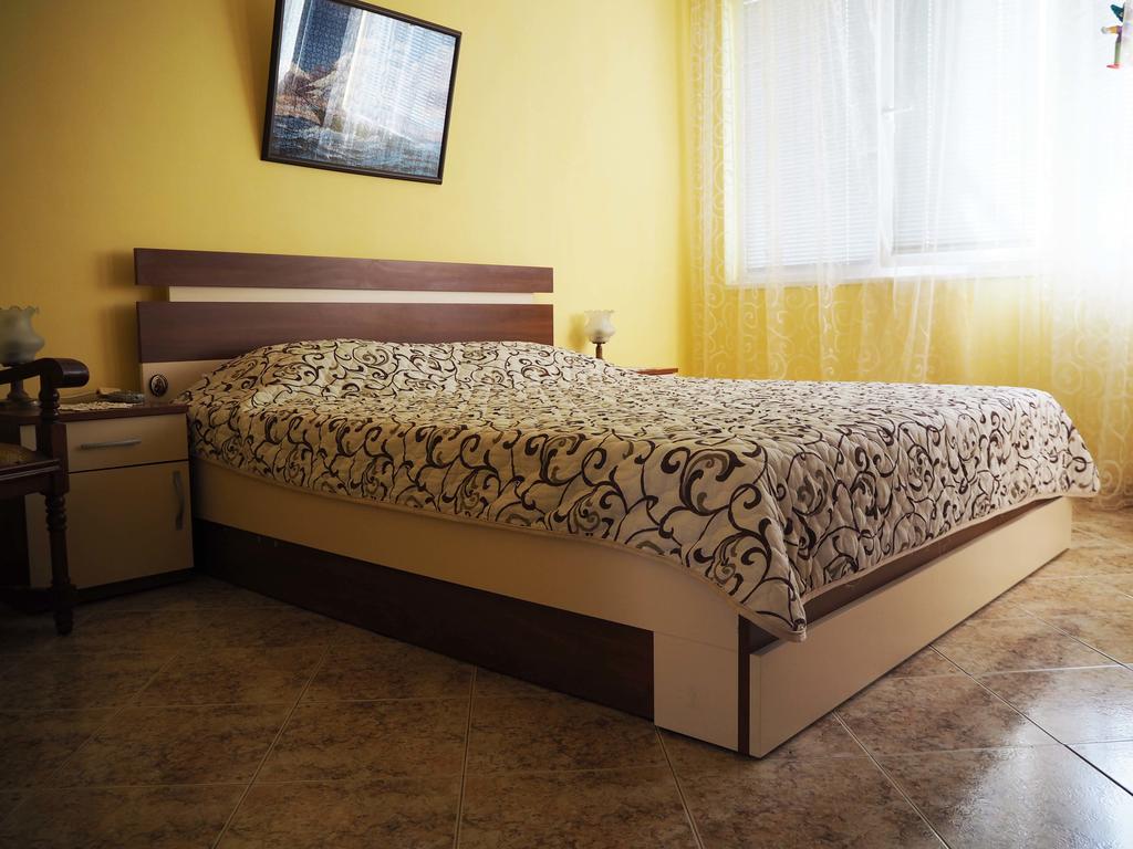 Guest House Konomaevi سوزوبول المظهر الخارجي الصورة